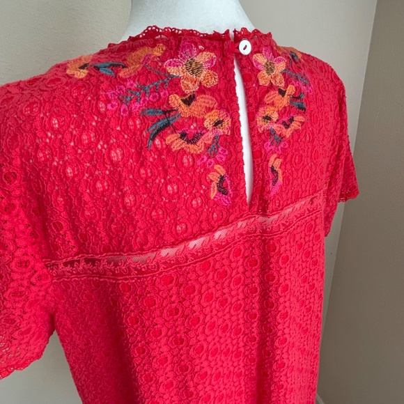 Altar'd State RED embroidered crochet swing top M - Picture 5 of 16